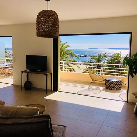 Appartement T3 Lumineux Traversant Totalement Neuf En Face De La Plage Front De Mer Vue Sur Les Iles Vue Mer Panoramique Assuree Residence De La Plage Centre Ville Du Lavandou 3Eme Etage Avec Ascenseur Appartement T3 Le Lavandou Buitenkant foto