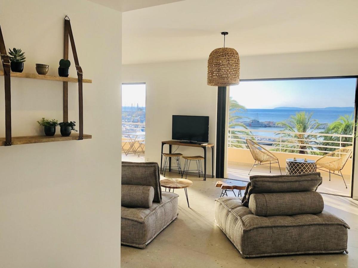 Appartement T3 Lumineux Traversant Totalement Neuf En Face De La Plage Front De Mer Vue Sur Les Iles Vue Mer Panoramique Assuree Residence De La Plage Centre Ville Du Lavandou 3Eme Etage Avec Ascenseur Appartement T3 Le Lavandou Buitenkant foto