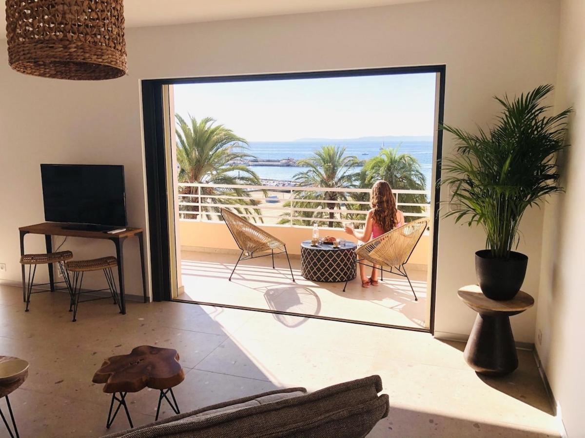 Appartement T3 Lumineux Traversant Totalement Neuf En Face De La Plage Front De Mer Vue Sur Les Iles Vue Mer Panoramique Assuree Residence De La Plage Centre Ville Du Lavandou 3Eme Etage Avec Ascenseur Appartement T3 Le Lavandou Buitenkant foto
